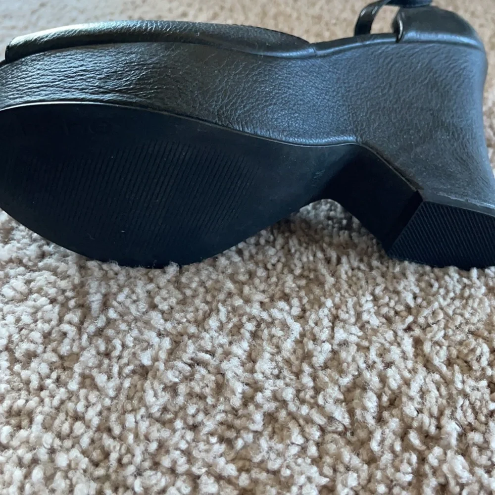 NEW BEBE black high heels